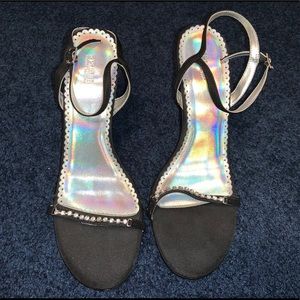 Women’s black heels